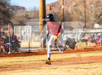 Thumbnail 2 in Summit Academy vs. North Sanpete (Chuckwagon Classic) photogallery.