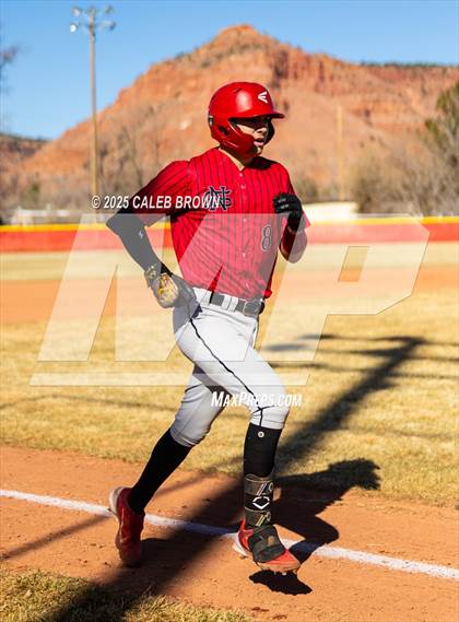 Thumbnail 2 in Summit Academy vs. North Sanpete (Chuckwagon Classic) photogallery.