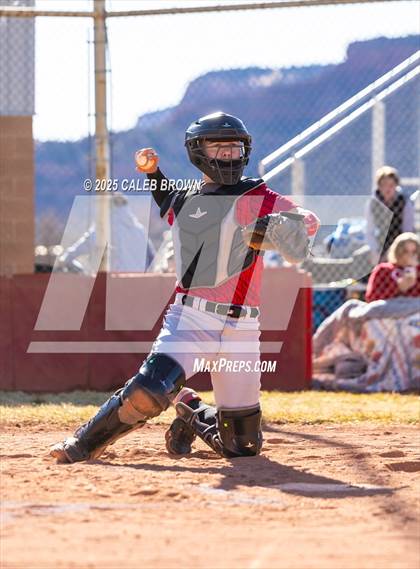 Thumbnail 1 in Summit Academy vs. North Sanpete (Chuckwagon Classic) photogallery.