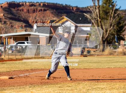 Thumbnail 3 in Summit Academy vs. North Sanpete (Chuckwagon Classic) photogallery.