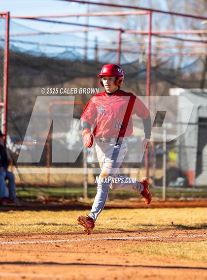 Thumbnail 3 in Summit Academy vs. North Sanpete (Chuckwagon Classic) photogallery.