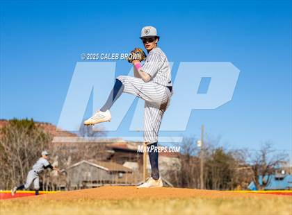 Thumbnail 2 in Summit Academy vs. North Sanpete (Chuckwagon Classic) photogallery.