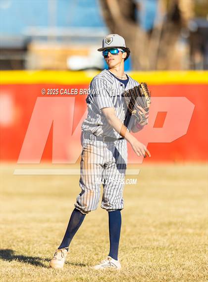 Thumbnail 2 in Summit Academy vs. North Sanpete (Chuckwagon Classic) photogallery.