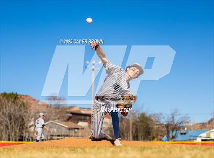Thumbnail 2 in Summit Academy vs. North Sanpete (Chuckwagon Classic) photogallery.