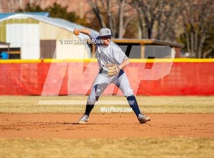 Thumbnail 1 in Summit Academy vs. North Sanpete (Chuckwagon Classic) photogallery.