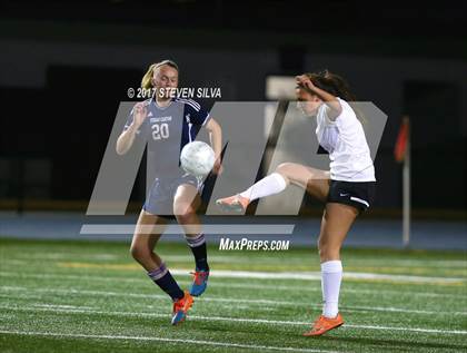Thumbnail 2 in Steele Canyon vs. Torrey Pines (CIF SDS Open Division Final) photogallery.