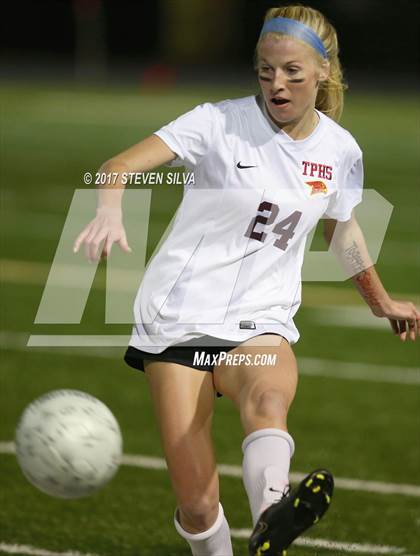 Thumbnail 2 in Steele Canyon vs. Torrey Pines (CIF SDS Open Division Final) photogallery.