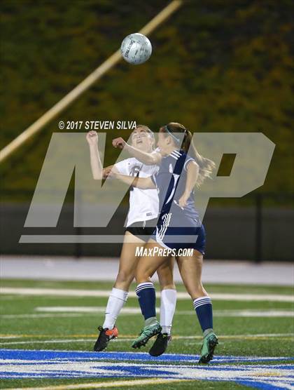 Thumbnail 2 in Steele Canyon vs. Torrey Pines (CIF SDS Open Division Final) photogallery.