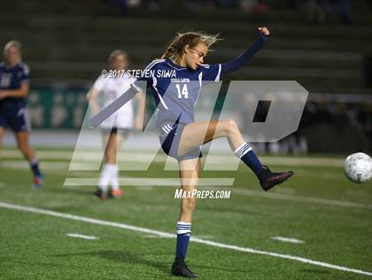 Thumbnail 3 in Steele Canyon vs. Torrey Pines (CIF SDS Open Division Final) photogallery.