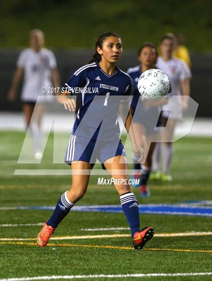 Thumbnail 3 in Steele Canyon vs. Torrey Pines (CIF SDS Open Division Final) photogallery.