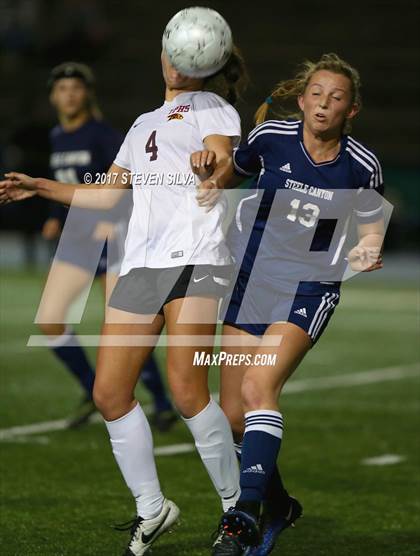 Thumbnail 2 in Steele Canyon vs. Torrey Pines (CIF SDS Open Division Final) photogallery.