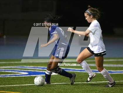 Thumbnail 2 in Steele Canyon vs. Torrey Pines (CIF SDS Open Division Final) photogallery.