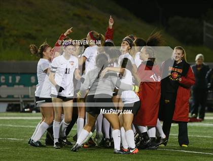 Thumbnail 2 in Steele Canyon vs. Torrey Pines (CIF SDS Open Division Final) photogallery.
