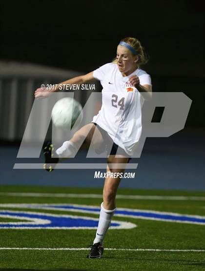 Thumbnail 1 in Steele Canyon vs. Torrey Pines (CIF SDS Open Division Final) photogallery.