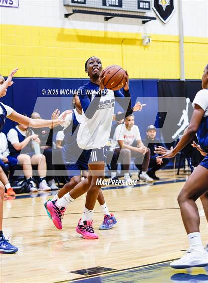 Thumbnail 2 in Brandeis Vs South Bronx Prep (City Is Mine HS Classic Quarterfinals) photogallery.