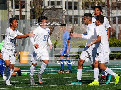 Thumbnail 3 in Bernstein vs. George Washington Prep (CIF LACS Division IV Final) photogallery.