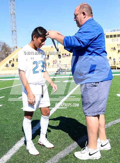 Thumbnail 2 in Bernstein vs. George Washington Prep (CIF LACS Division IV Final) photogallery.