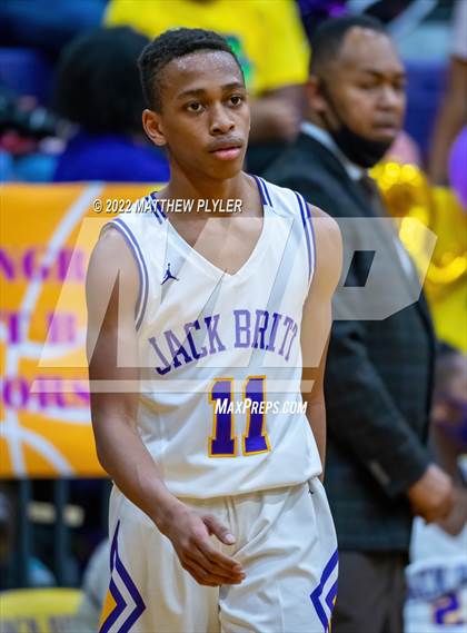 Thumbnail 3 in South View @ Jack Britt photogallery.