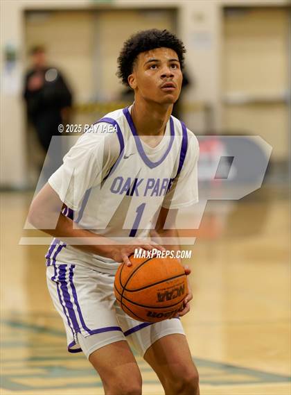 Thumbnail 1 in Sacramento vs. Amador Valley photogallery.