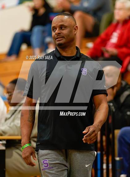 Thumbnail 2 in Sacramento vs. Amador Valley photogallery.