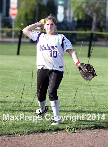 Thumbnail 2 in El Molino @ Petaluma photogallery.