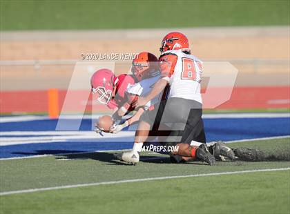 Thumbnail 1 in Lamar @ Eaton (CHSAA 2A State Championship) photogallery.
