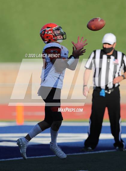 Thumbnail 2 in Lamar @ Eaton (CHSAA 2A State Championship) photogallery.