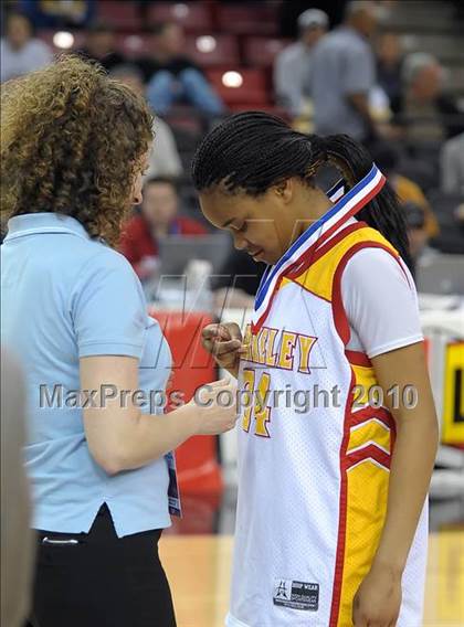 Thumbnail 2 in Oak Ridge vs. Berkeley (CIF NorCal D1 Final) photogallery.
