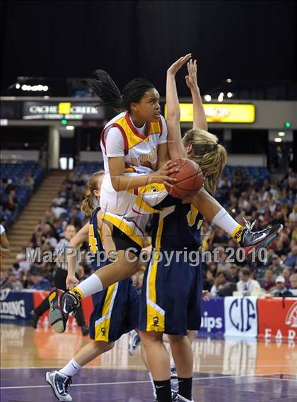 Thumbnail 2 in Oak Ridge vs. Berkeley (CIF NorCal D1 Final) photogallery.