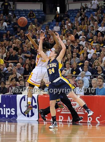 Thumbnail 1 in Oak Ridge vs. Berkeley (CIF NorCal D1 Final) photogallery.