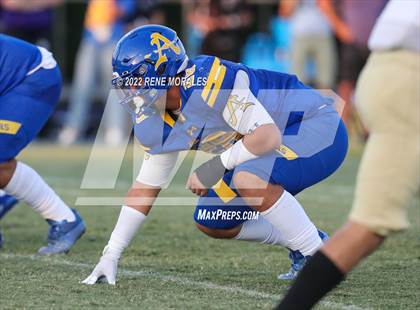 Thumbnail 1 in Valencia vs Bishop Amat photogallery.