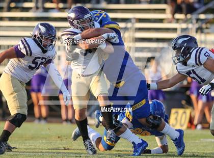 Thumbnail 1 in Valencia vs Bishop Amat photogallery.