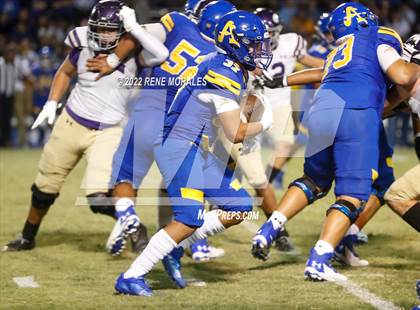 Thumbnail 2 in Valencia vs Bishop Amat photogallery.