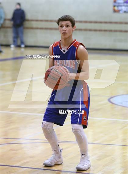Thumbnail 3 in Stratton/Liberty vs. Flagler/Hi-Plains  (CHSAA 1A District Playoff) photogallery.