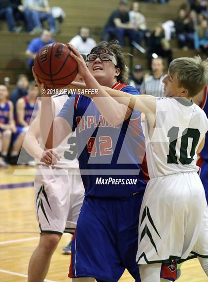 Thumbnail 1 in Stratton/Liberty vs. Flagler/Hi-Plains  (CHSAA 1A District Playoff) photogallery.