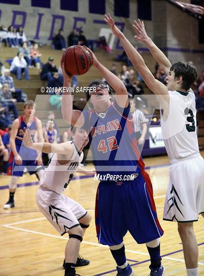 Thumbnail 3 in Stratton/Liberty vs. Flagler/Hi-Plains  (CHSAA 1A District Playoff) photogallery.