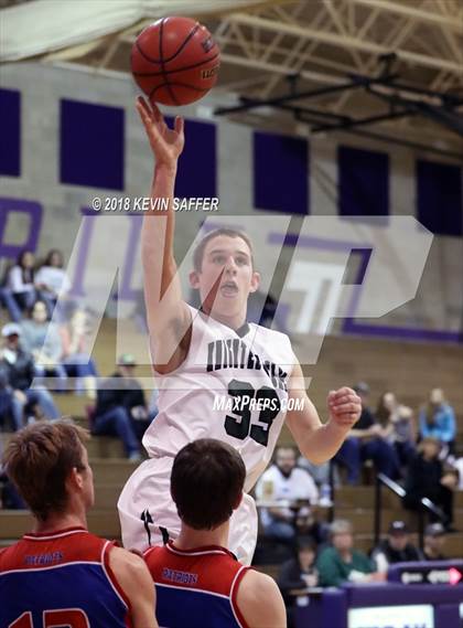 Thumbnail 3 in Stratton/Liberty vs. Flagler/Hi-Plains  (CHSAA 1A District Playoff) photogallery.