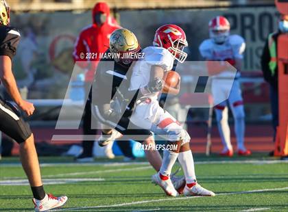 Thumbnail 2 in Oaks Christian vs. Paraclete photogallery.
