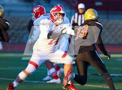 Thumbnail 3 in Oaks Christian vs. Paraclete photogallery.