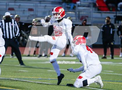 Thumbnail 2 in Oaks Christian vs. Paraclete photogallery.