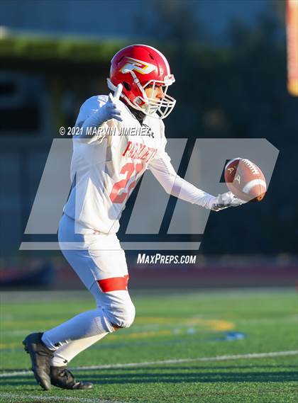 Thumbnail 2 in Oaks Christian vs. Paraclete photogallery.