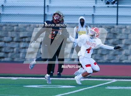 Thumbnail 2 in Oaks Christian vs. Paraclete photogallery.