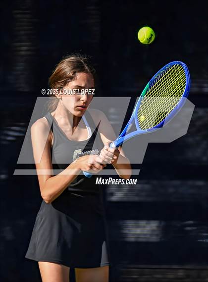 Thumbnail 2 in FR: Valencia @ Canyon photogallery.