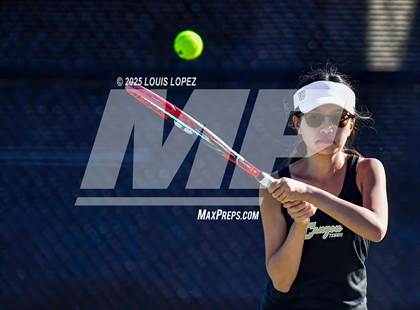 Thumbnail 3 in FR: Valencia @ Canyon photogallery.