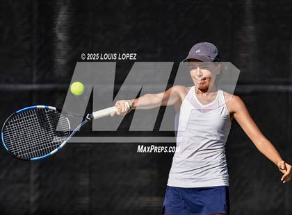 Thumbnail 1 in FR: Valencia @ Canyon photogallery.