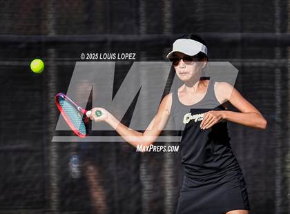 Thumbnail 2 in FR: Valencia @ Canyon photogallery.