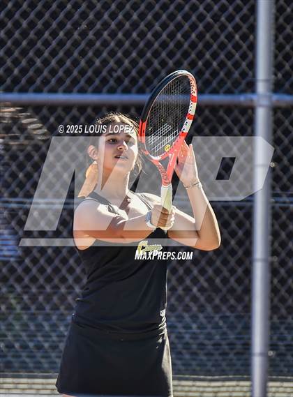 Thumbnail 1 in FR: Valencia @ Canyon photogallery.