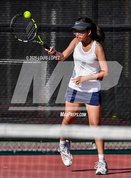 Thumbnail 1 in FR: Valencia @ Canyon photogallery.