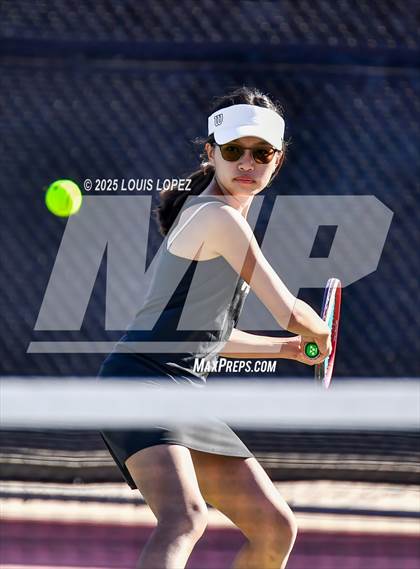 Thumbnail 2 in FR: Valencia @ Canyon photogallery.