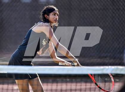 Thumbnail 2 in FR: Valencia @ Canyon photogallery.